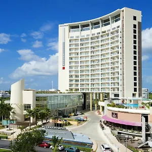 4* Отель Krystal Urban & Club